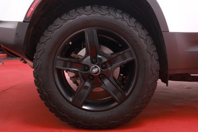 2020 Land Rover Defender 110 S photo