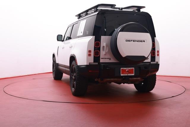 2020 Land Rover Defender 110 S photo