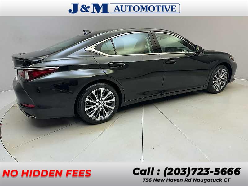 2021 Lexus ES Es photo