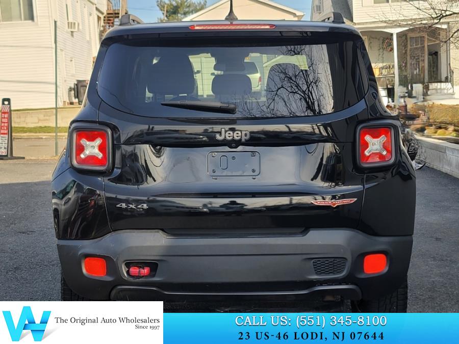 2017 Jeep Renegade Trailhawk 4x4 photo
