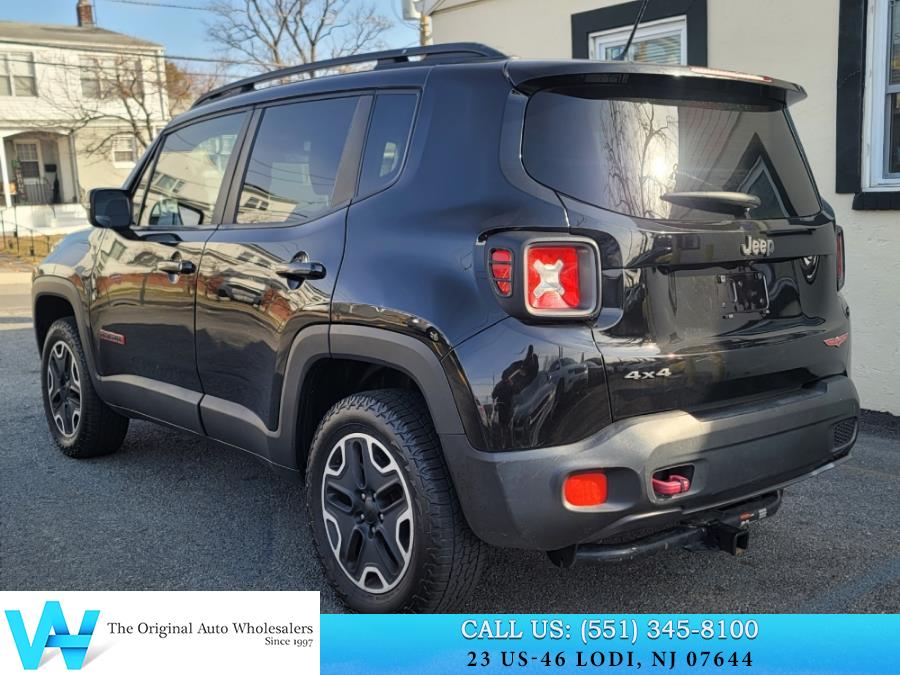 2017 Jeep Renegade Trailhawk 4x4 photo