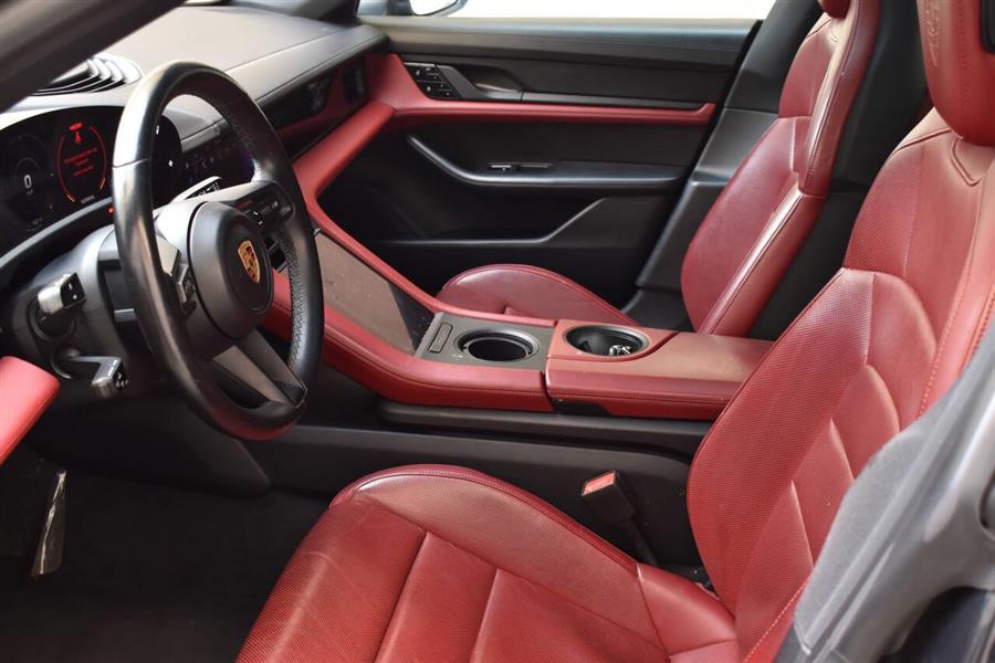 2021 Porsche Taycan Base 4dr Sedan photo