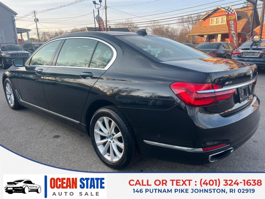 2017 BMW 7-Series 740i xDrive Sedan photo
