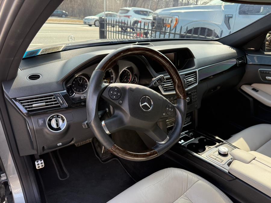 2012 Mercedes-Benz E-Class E350 4MATIC Luxury photo