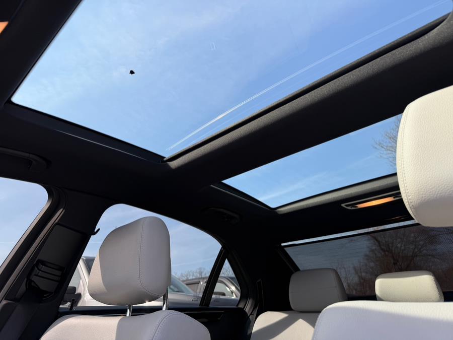 2012 Mercedes-Benz E-Class E350 4MATIC Luxury photo
