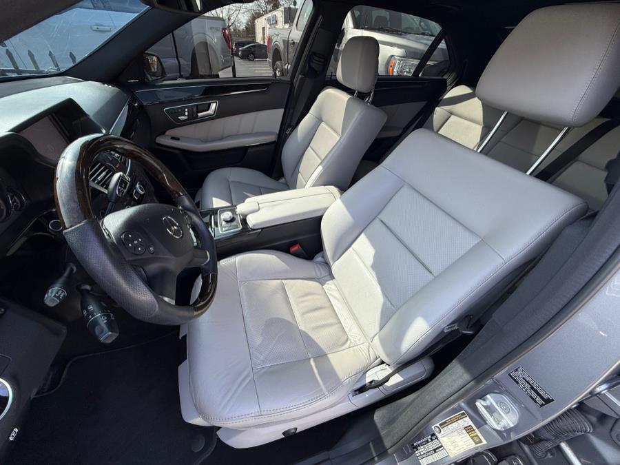 2012 Mercedes-Benz E-Class E350 4MATIC Luxury photo