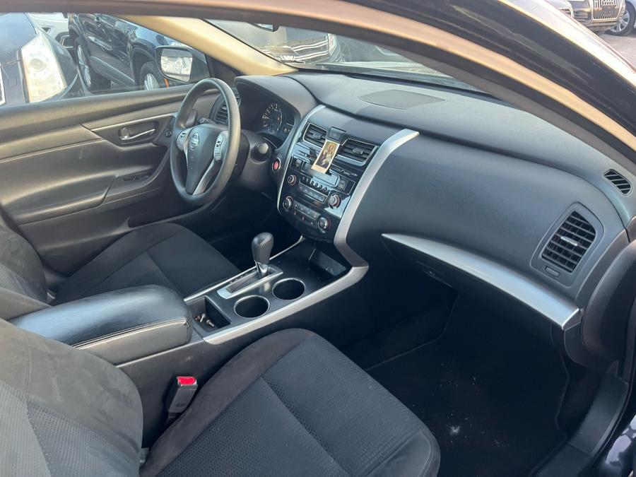 2015 Nissan Altima 4dr Sdn I4 2.5 S photo