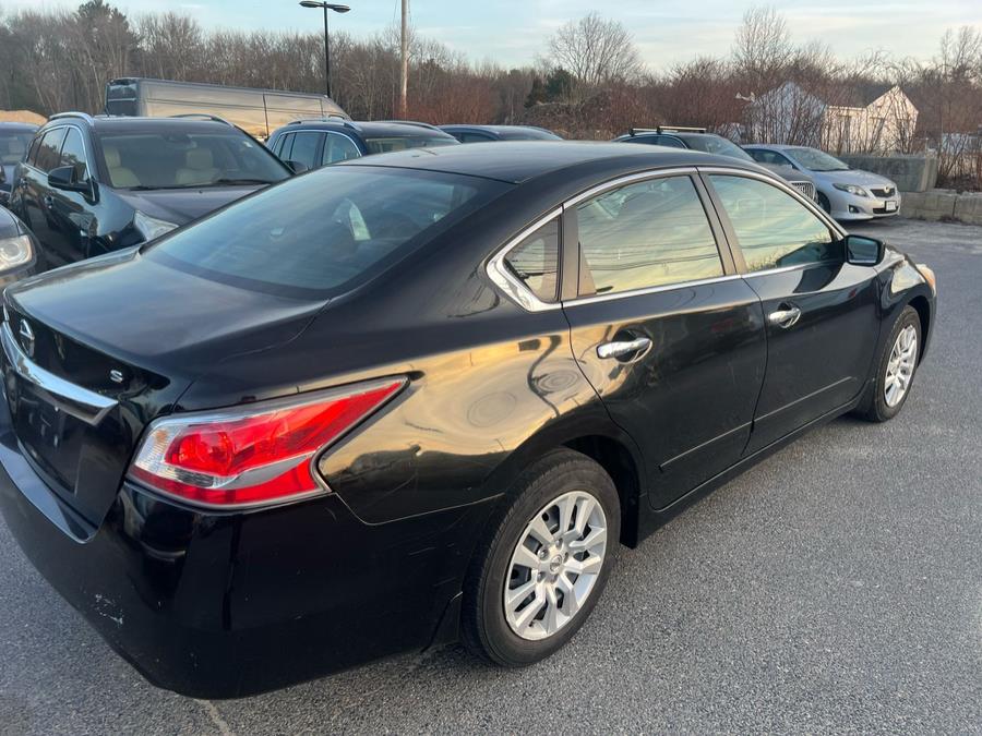 2015 Nissan Altima 4dr Sdn I4 2.5 S photo