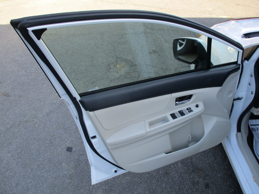 2013 Subaru Impreza 2.0i Premium photo