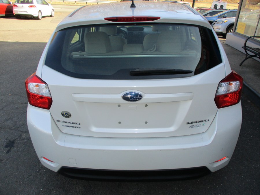 2013 Subaru Impreza 2.0i Premium photo