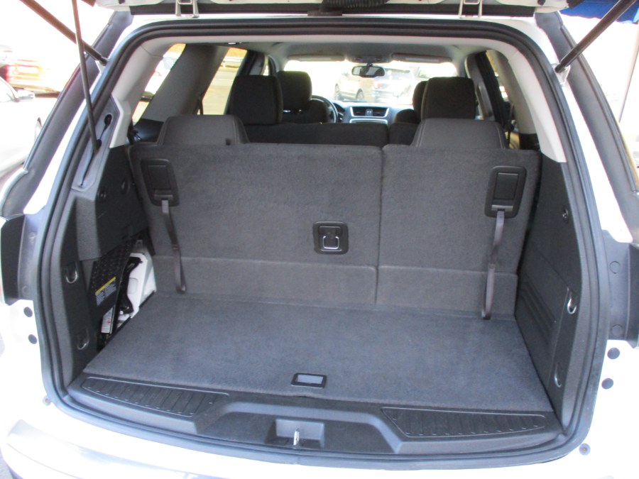 2015 GMC Acadia AWD 4dr SLE w/SLE-2 photo