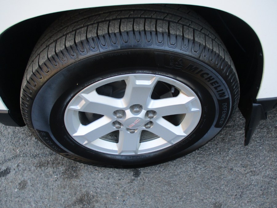 2015 GMC Acadia AWD 4dr SLE w/SLE-2 photo
