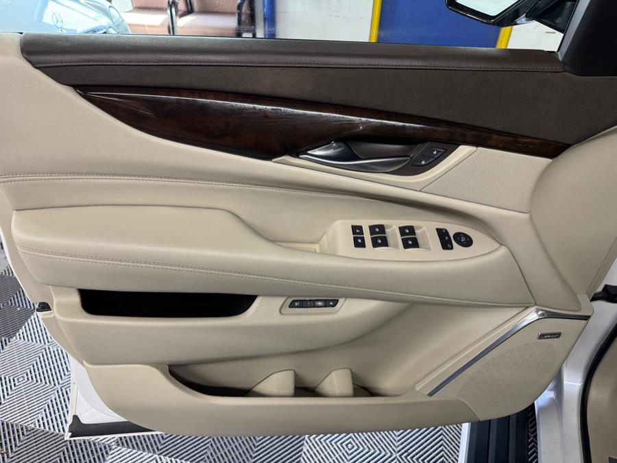 2016 Cadillac Escalade 4WD 4dr Premium Collection photo
