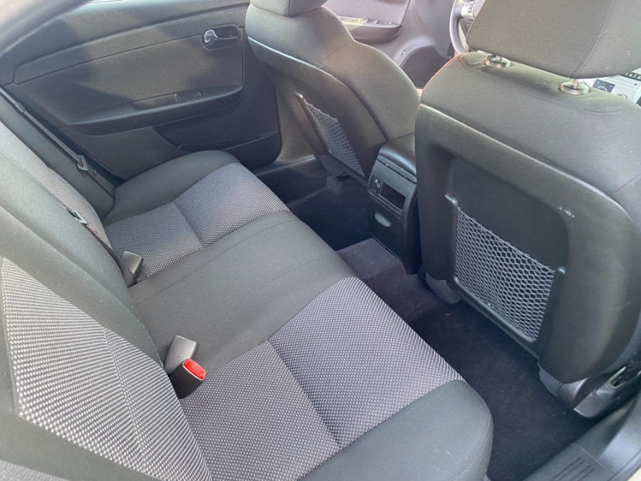 2010 Chevrolet Malibu LT photo