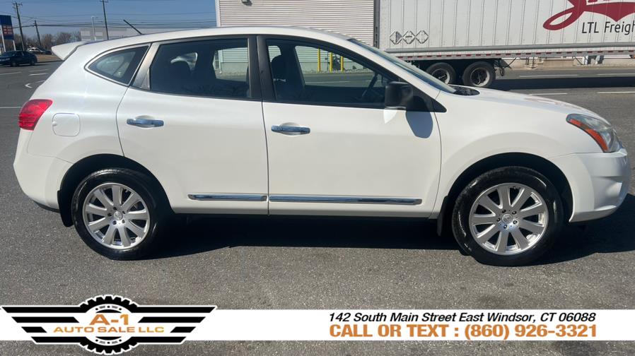 2012 Nissan Rogue S photo