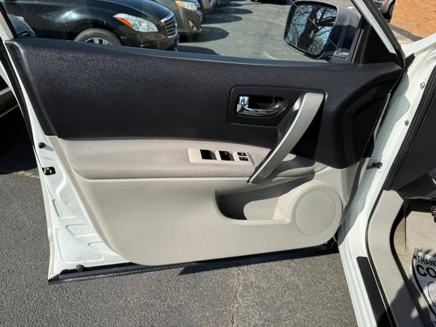 2012 Nissan Rogue S photo
