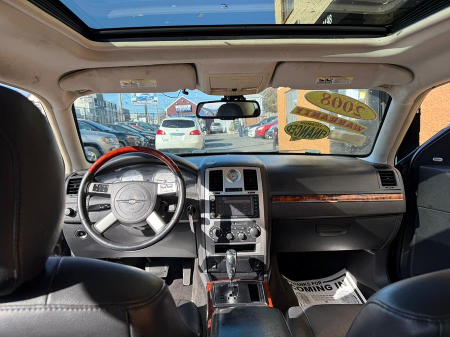 2008 Chrysler 300 Limited photo