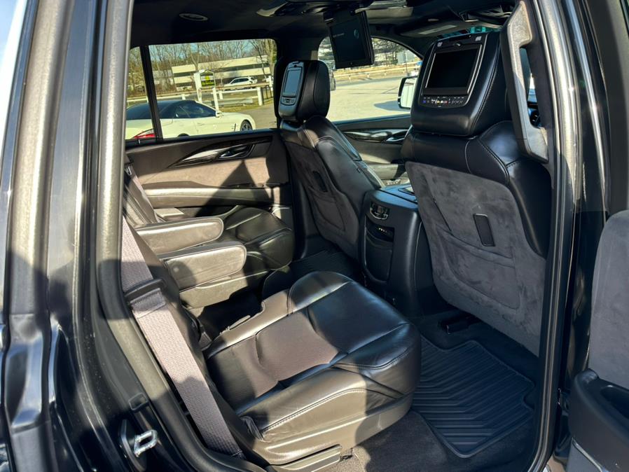 2016 Cadillac Escalade 4WD 4dr Platinum photo