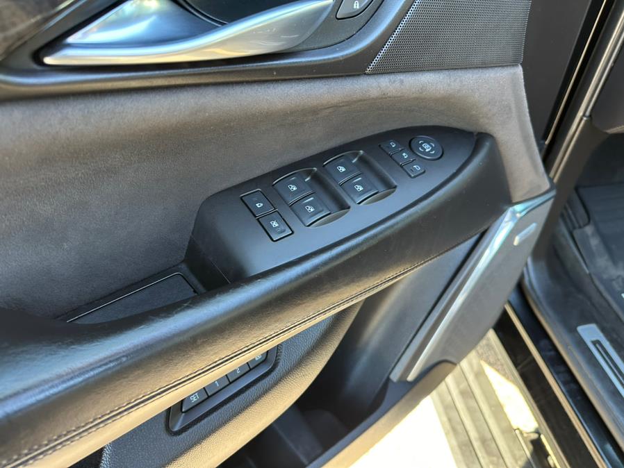 2016 Cadillac Escalade 4WD 4dr Platinum photo
