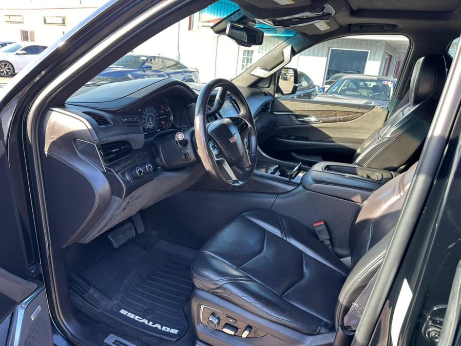 2016 Cadillac Escalade 4WD 4dr Platinum photo