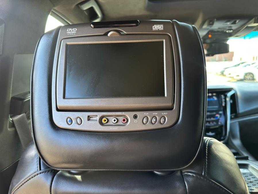 2016 Cadillac Escalade 4WD 4dr Platinum photo