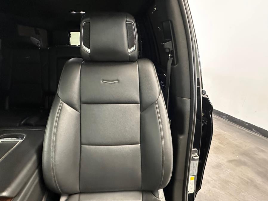 2021 Cadillac Escalade ESV 4WD 4dr Luxury photo