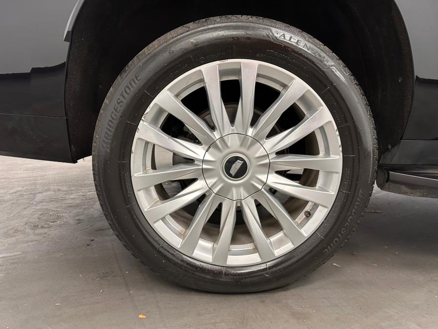 2021 Cadillac Escalade ESV 4WD 4dr Luxury photo