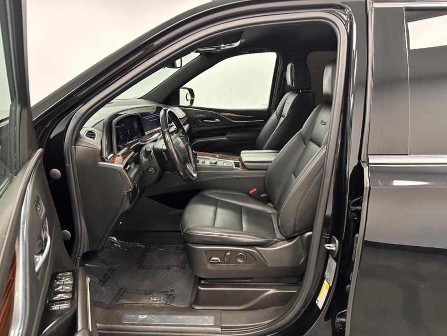 2021 Cadillac Escalade ESV 4WD 4dr Luxury photo