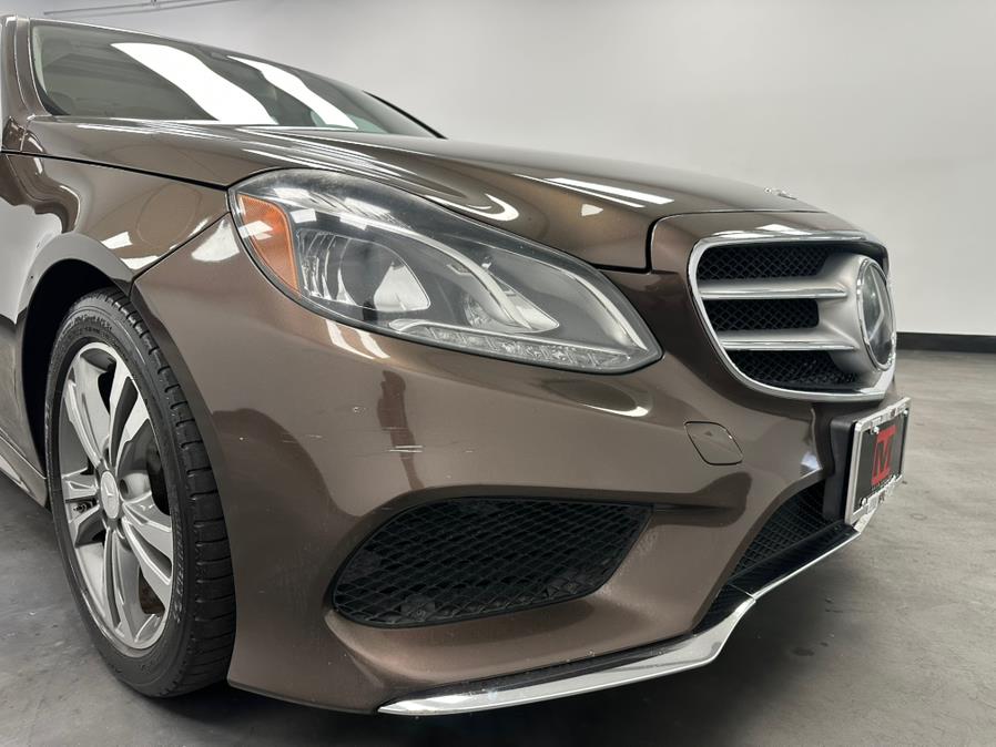 2014 Mercedes-Benz E-Class E350 4MATIC Sport photo