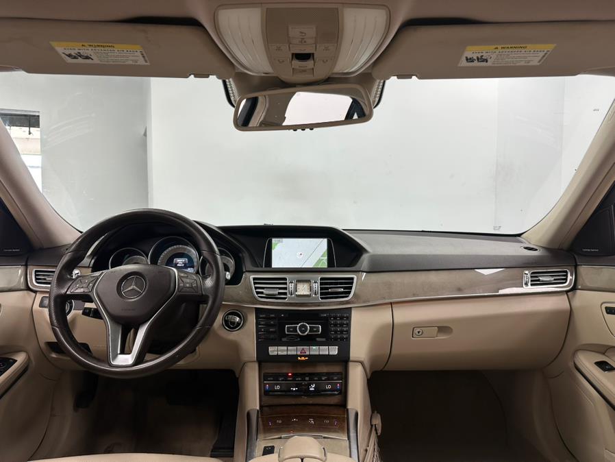 2014 Mercedes-Benz E-Class E350 4MATIC Sport photo
