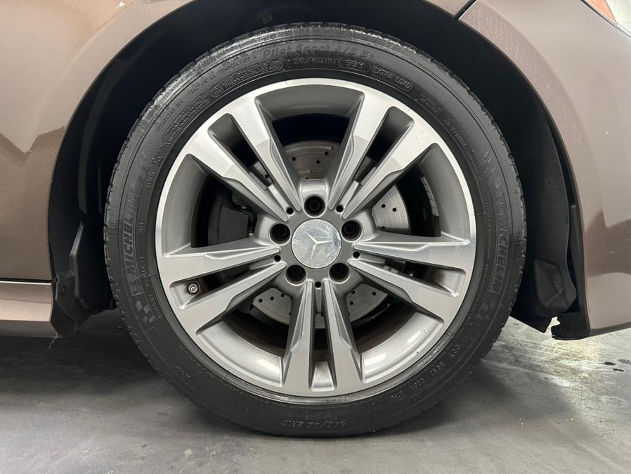 2014 Mercedes-Benz E-Class E350 4MATIC Sport photo
