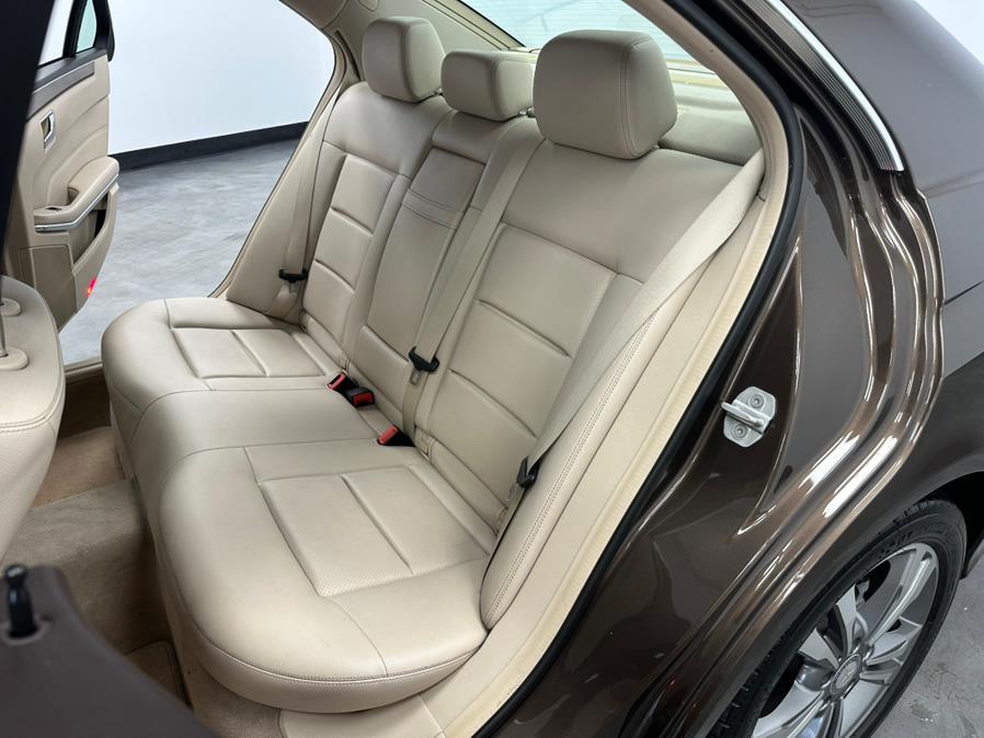 2014 Mercedes-Benz E-Class E350 4MATIC Sport photo