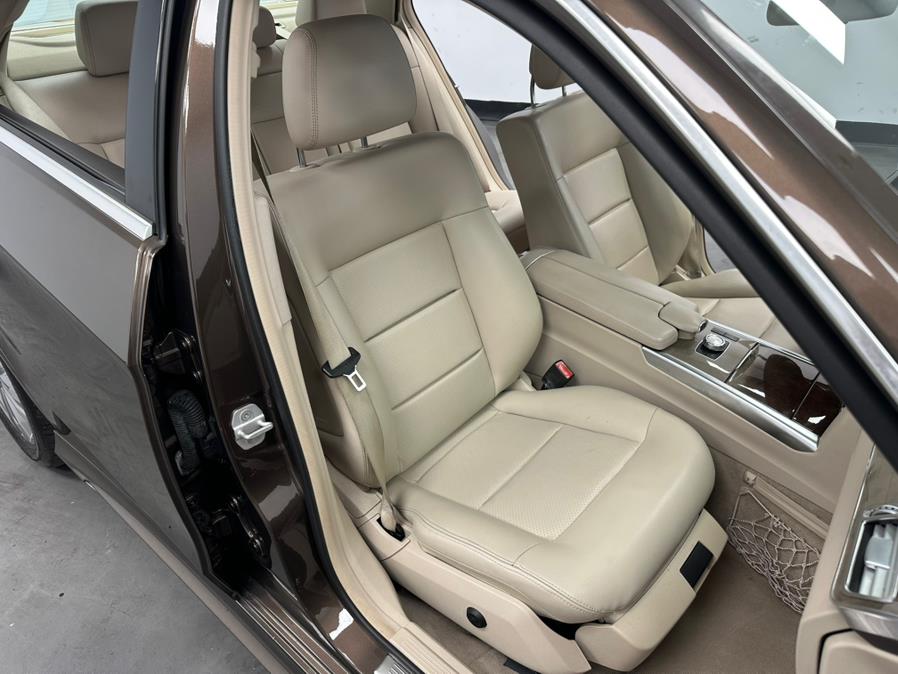 2014 Mercedes-Benz E-Class E350 4MATIC Sport photo