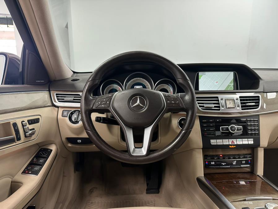 2014 Mercedes-Benz E-Class E350 4MATIC Sport photo