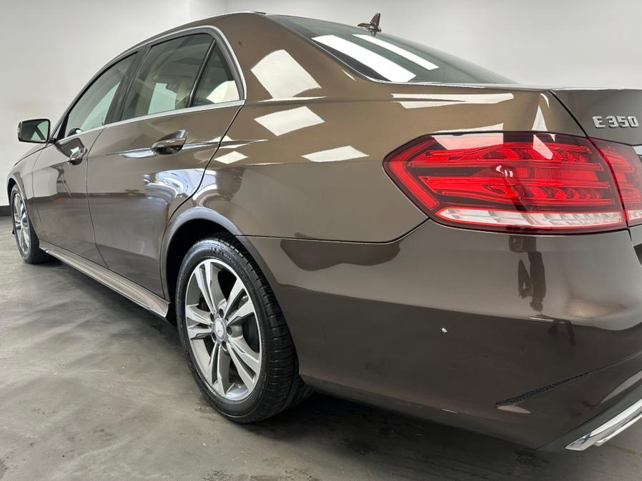 2014 Mercedes-Benz E-Class E350 4MATIC Sport photo