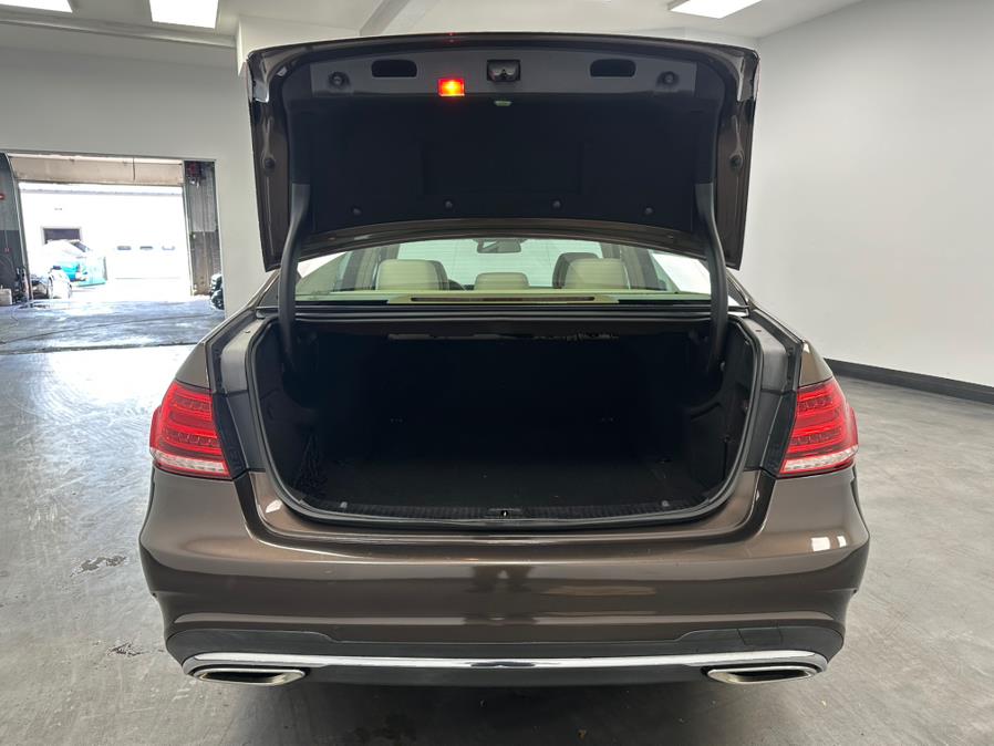 2014 Mercedes-Benz E-Class E350 4MATIC Sport photo