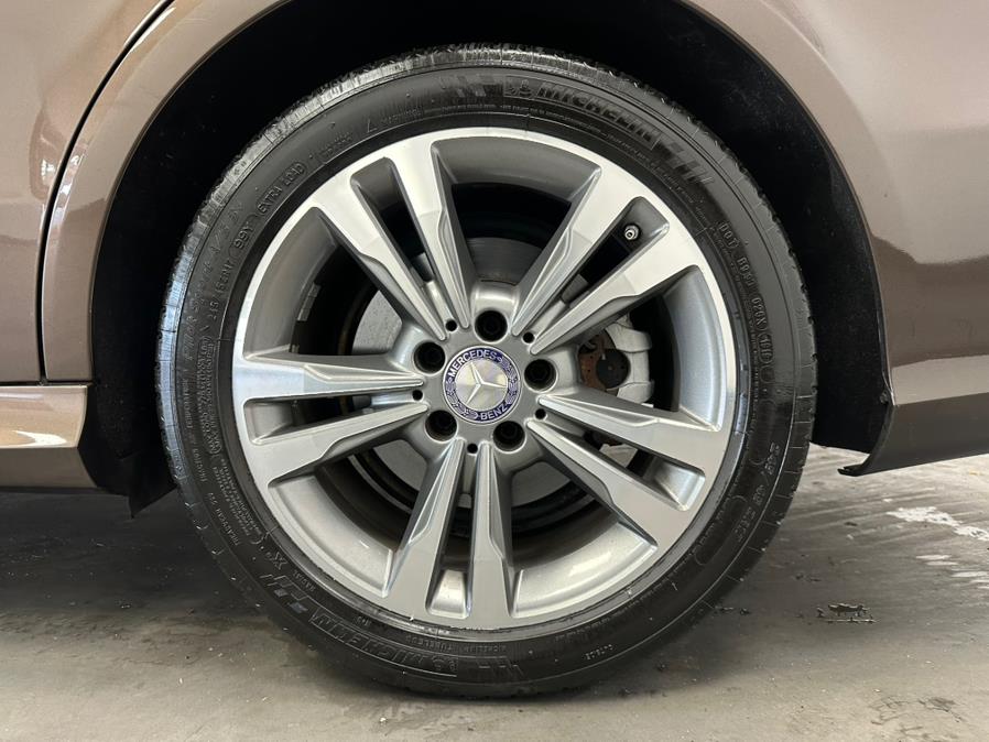 2014 Mercedes-Benz E-Class E350 4MATIC Sport photo