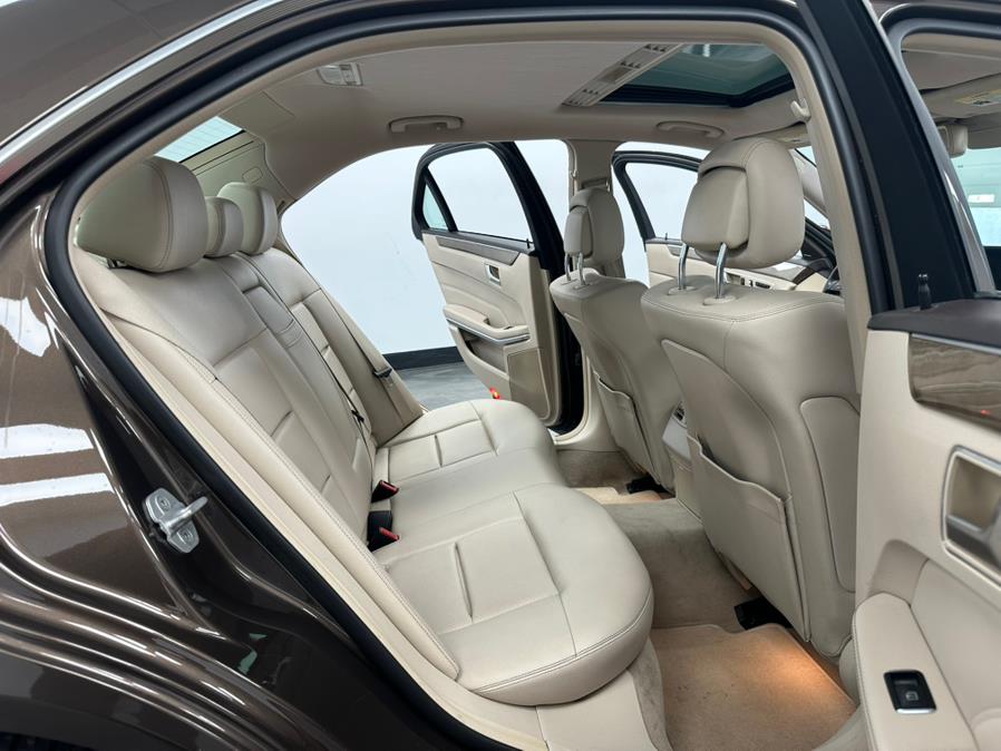 2014 Mercedes-Benz E-Class E350 4MATIC Sport photo