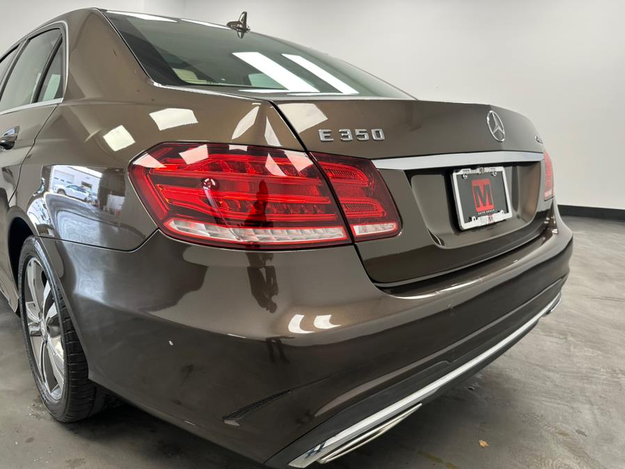 2014 Mercedes-Benz E-Class E350 4MATIC Sport photo