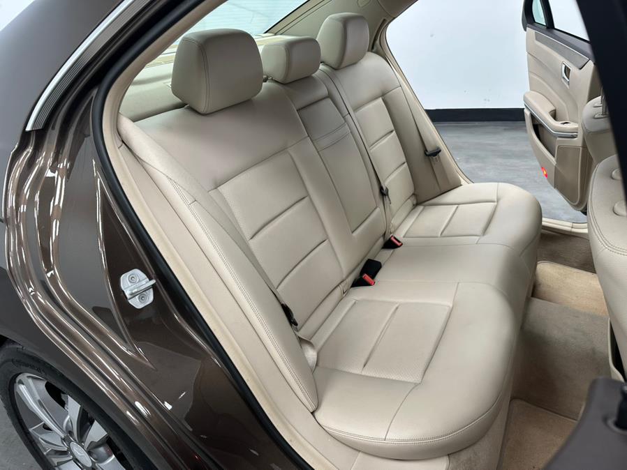 2014 Mercedes-Benz E-Class E350 4MATIC Sport photo