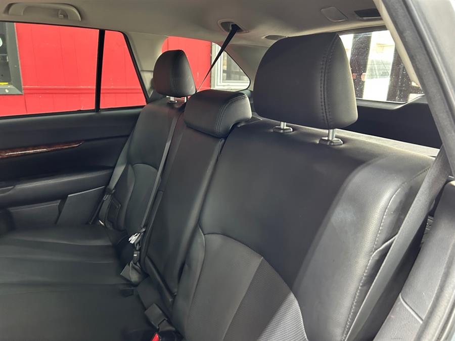 2012 Subaru Outback 2.5i Limited photo