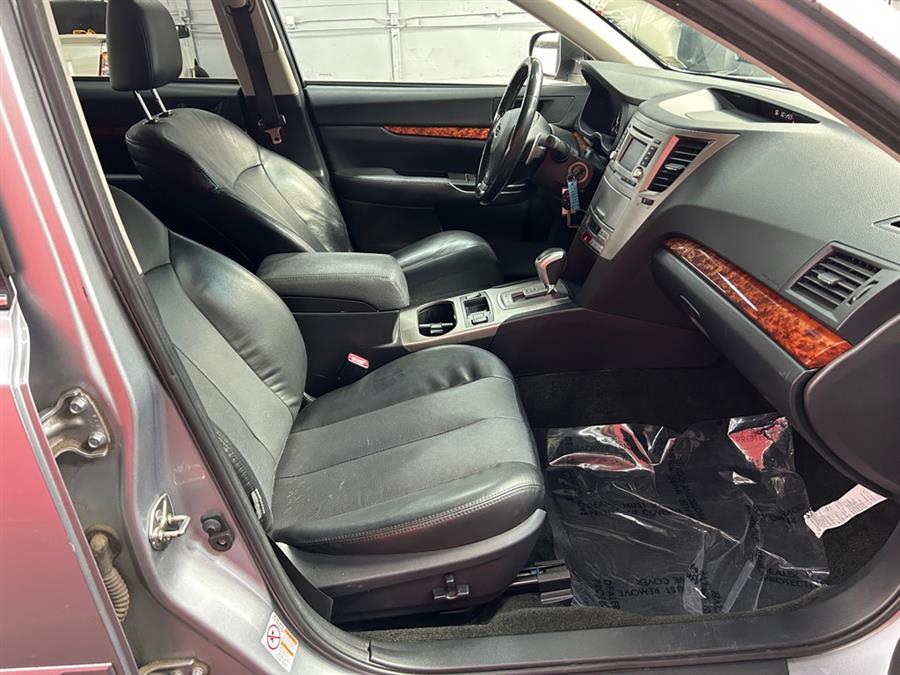 2012 Subaru Outback 2.5i Limited photo