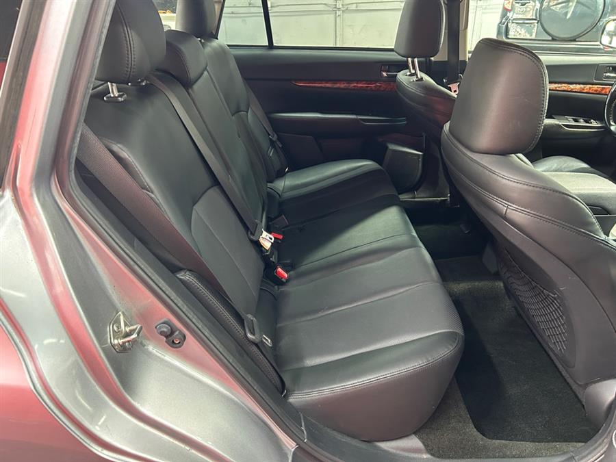 2012 Subaru Outback 2.5i Limited photo