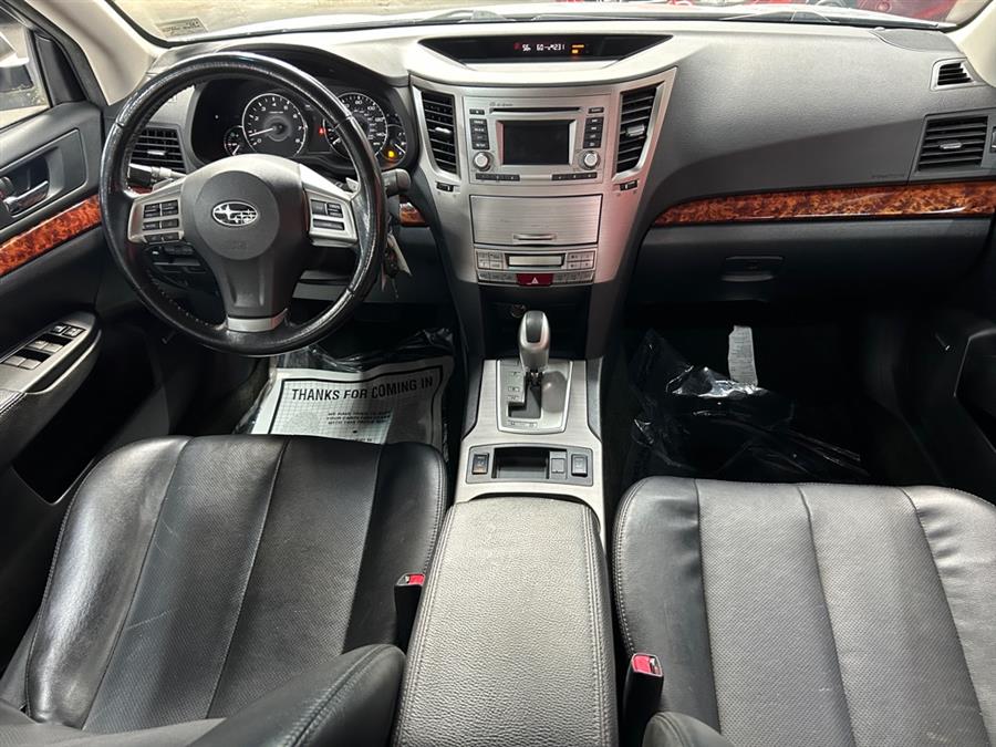 2012 Subaru Outback 2.5i Limited photo