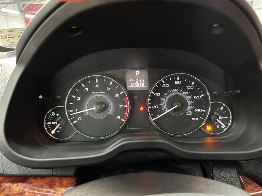 2012 Subaru Outback 2.5i Limited photo