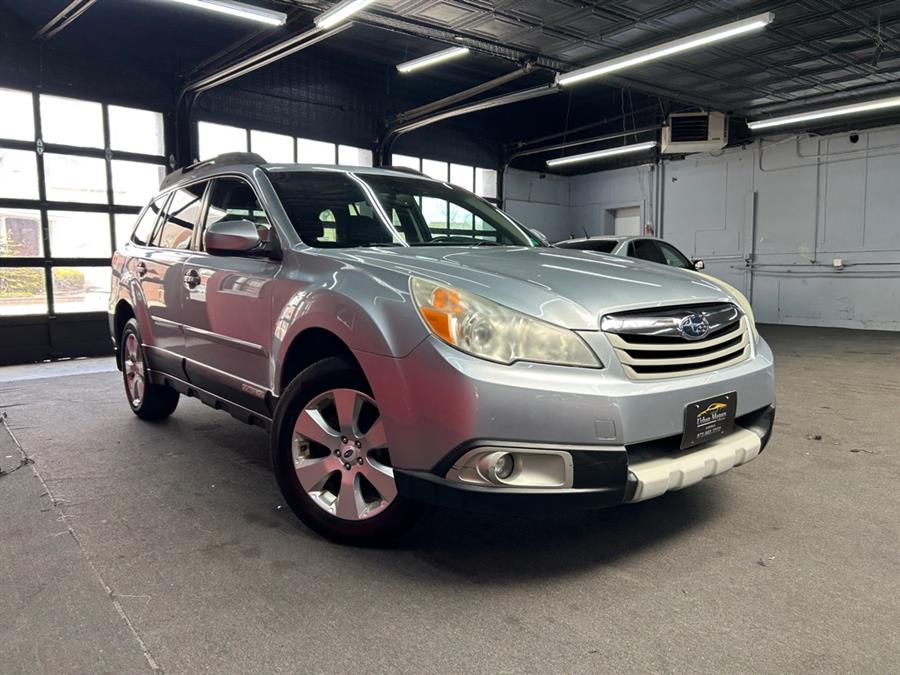 2012 Subaru Outback 2.5i Limited photo