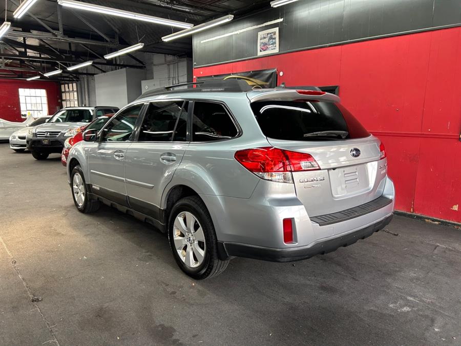 2012 Subaru Outback 2.5i Limited photo