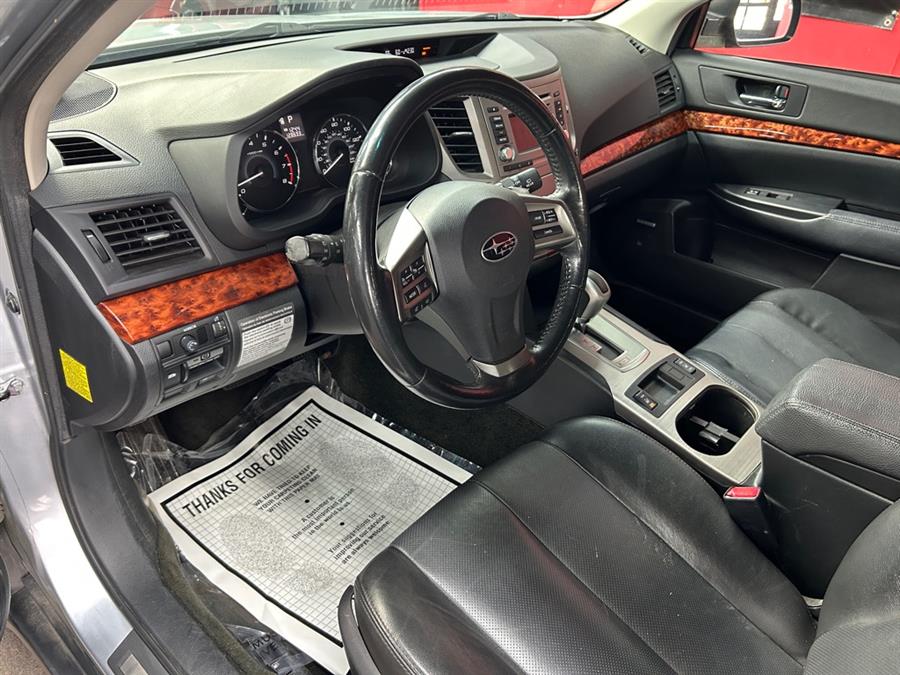 2012 Subaru Outback 2.5i Limited photo