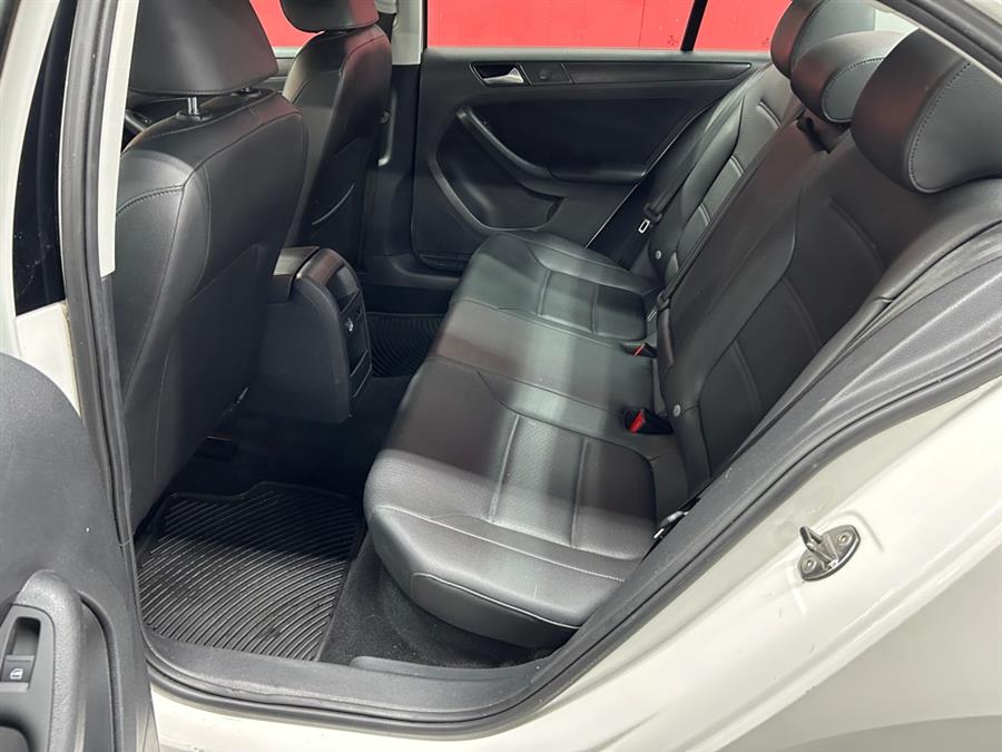 2014 Volkswagen Jetta SE photo