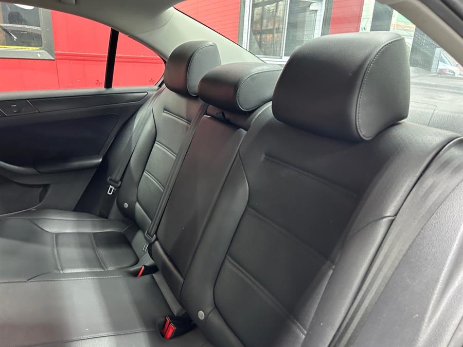2014 Volkswagen Jetta SE photo